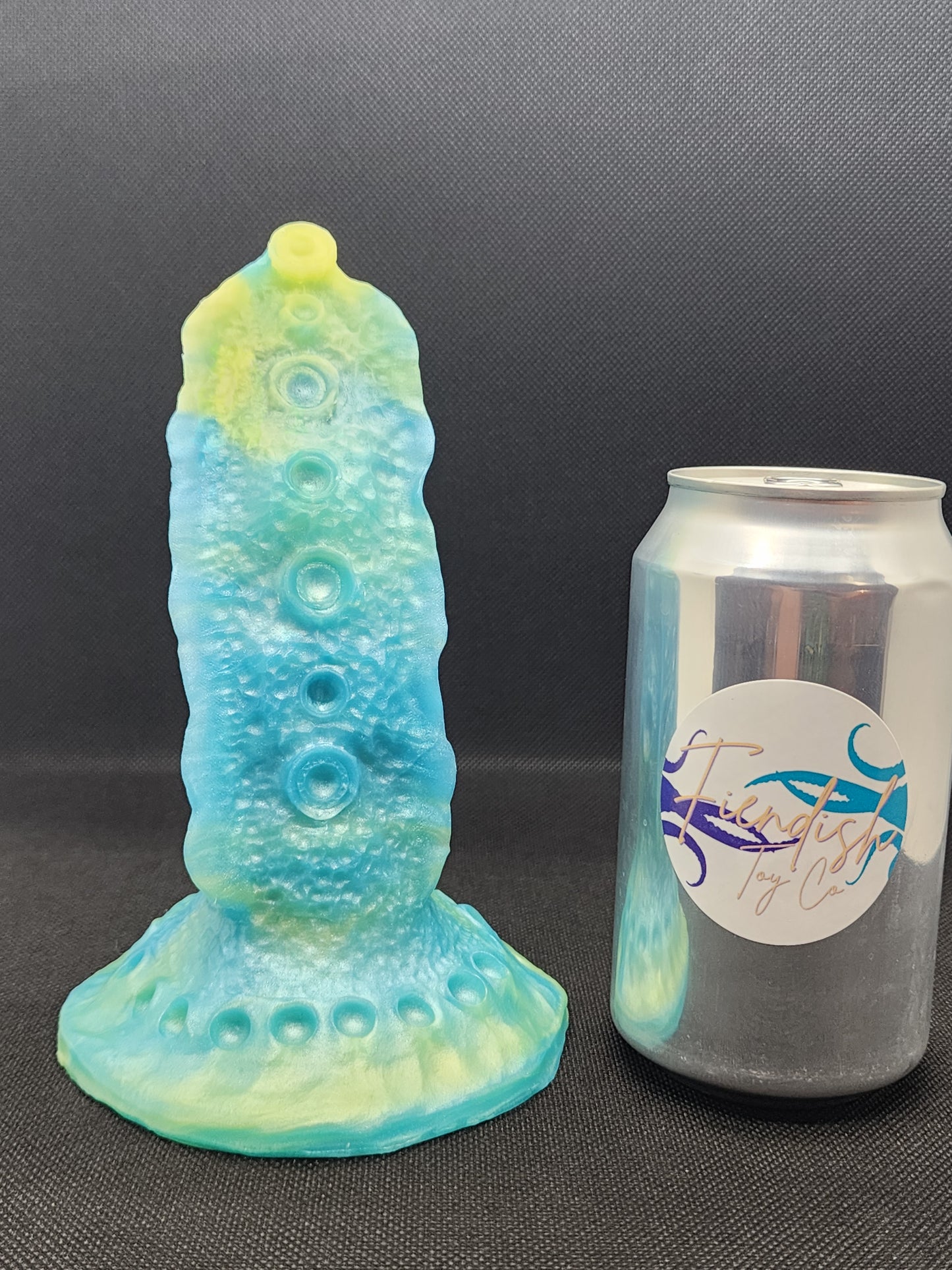 Roz'gerog - platinum cure silicone fantasy Adult sex toy.